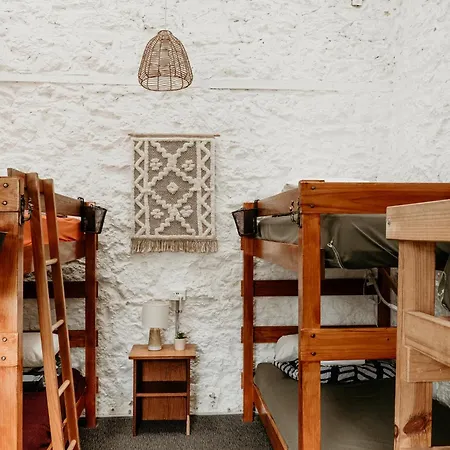 The Wandering Whale Port Fairy Hostel Exterior photo