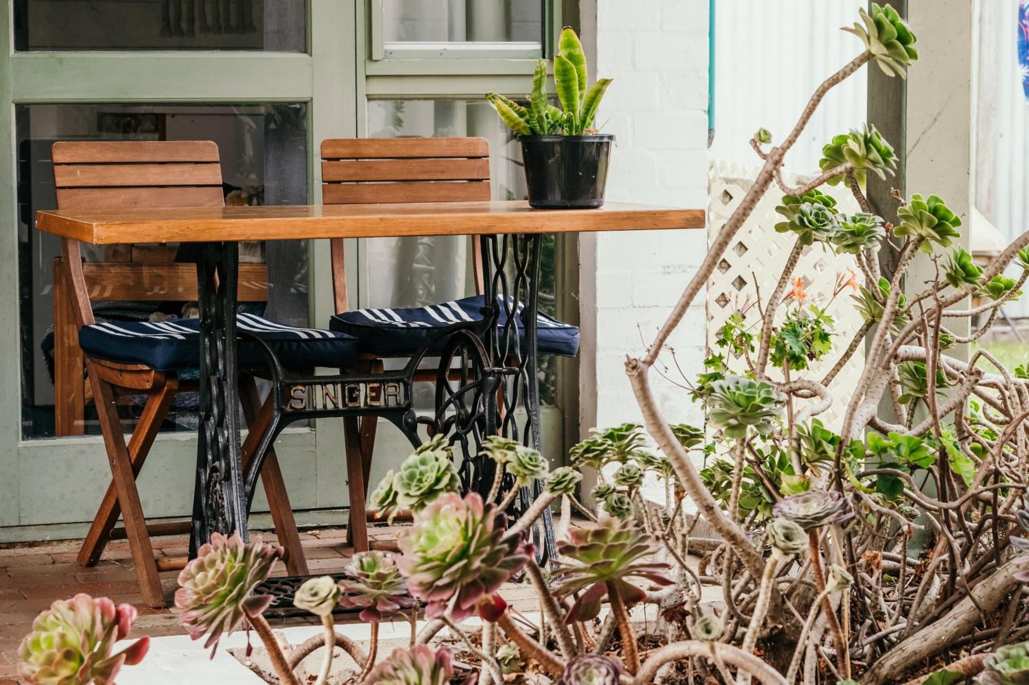The Wandering Whale Hostel Port Fairy